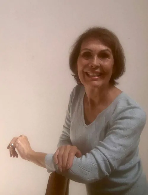 2423162a-ef8f-4a35-8a29-0a474ccef971_10CA6A94-544C-41F3-978C-11CE1DC055E0 - myriam dilon